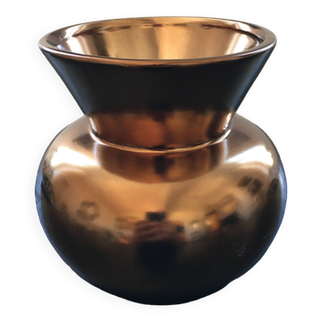 Coppery gold vase