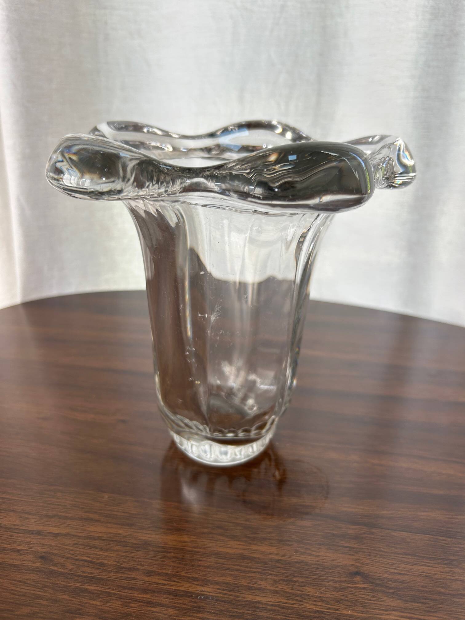 Pierre D'Avesn crystal vase