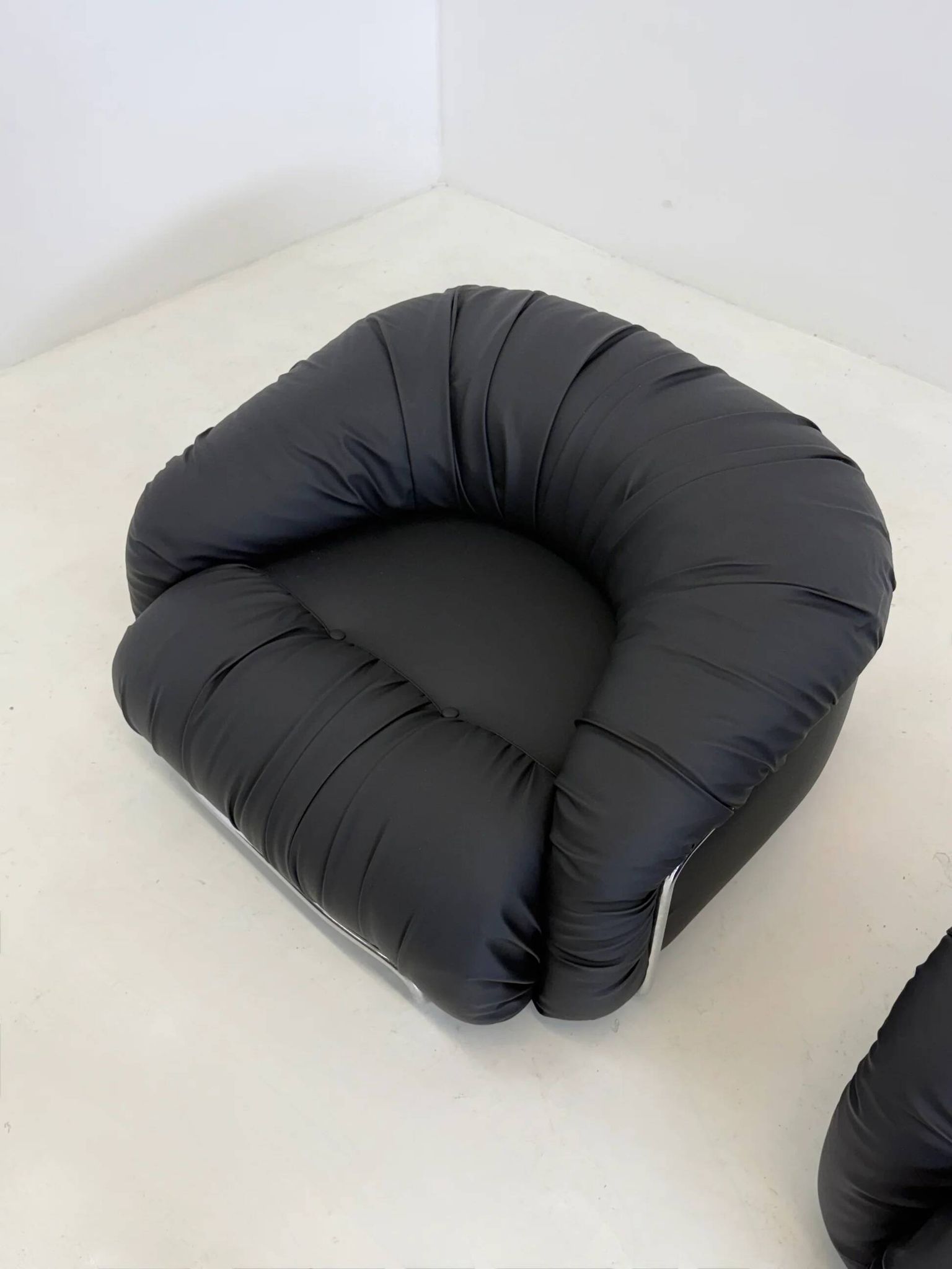 Italian Space Age armchairs in black