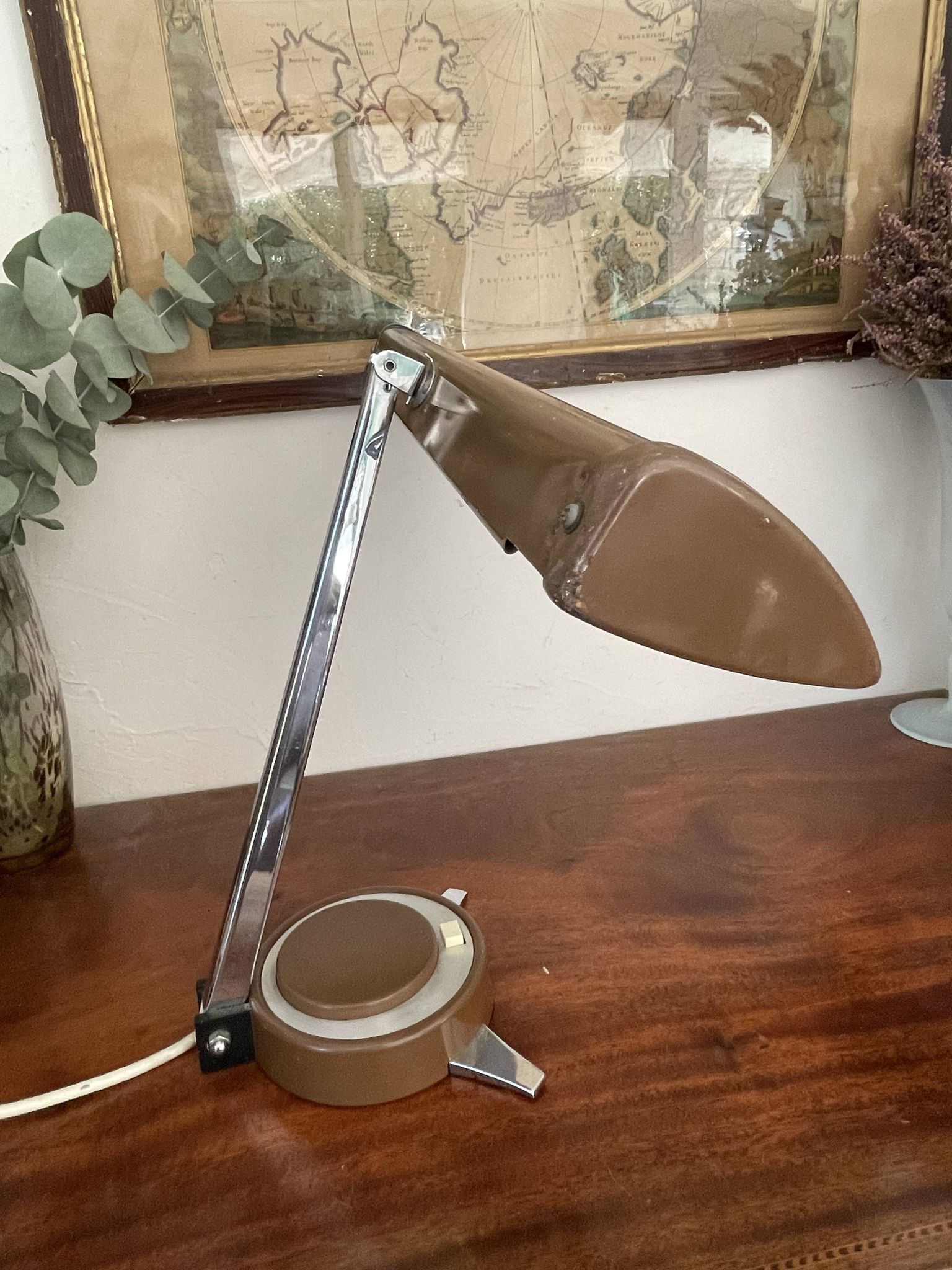 Hamilton Industries desk lamp reflector 48cm
