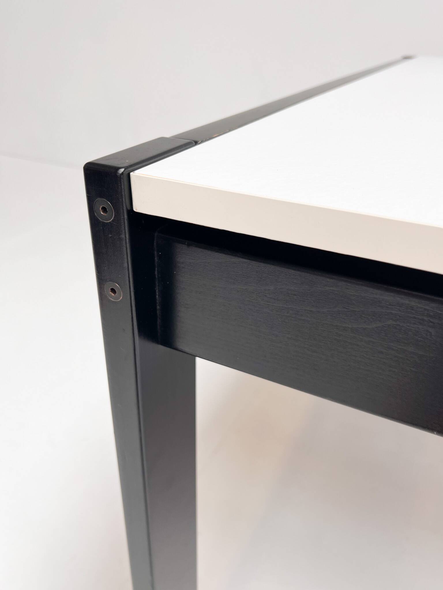 Table à manger extensible par Pastoe, années 1960
