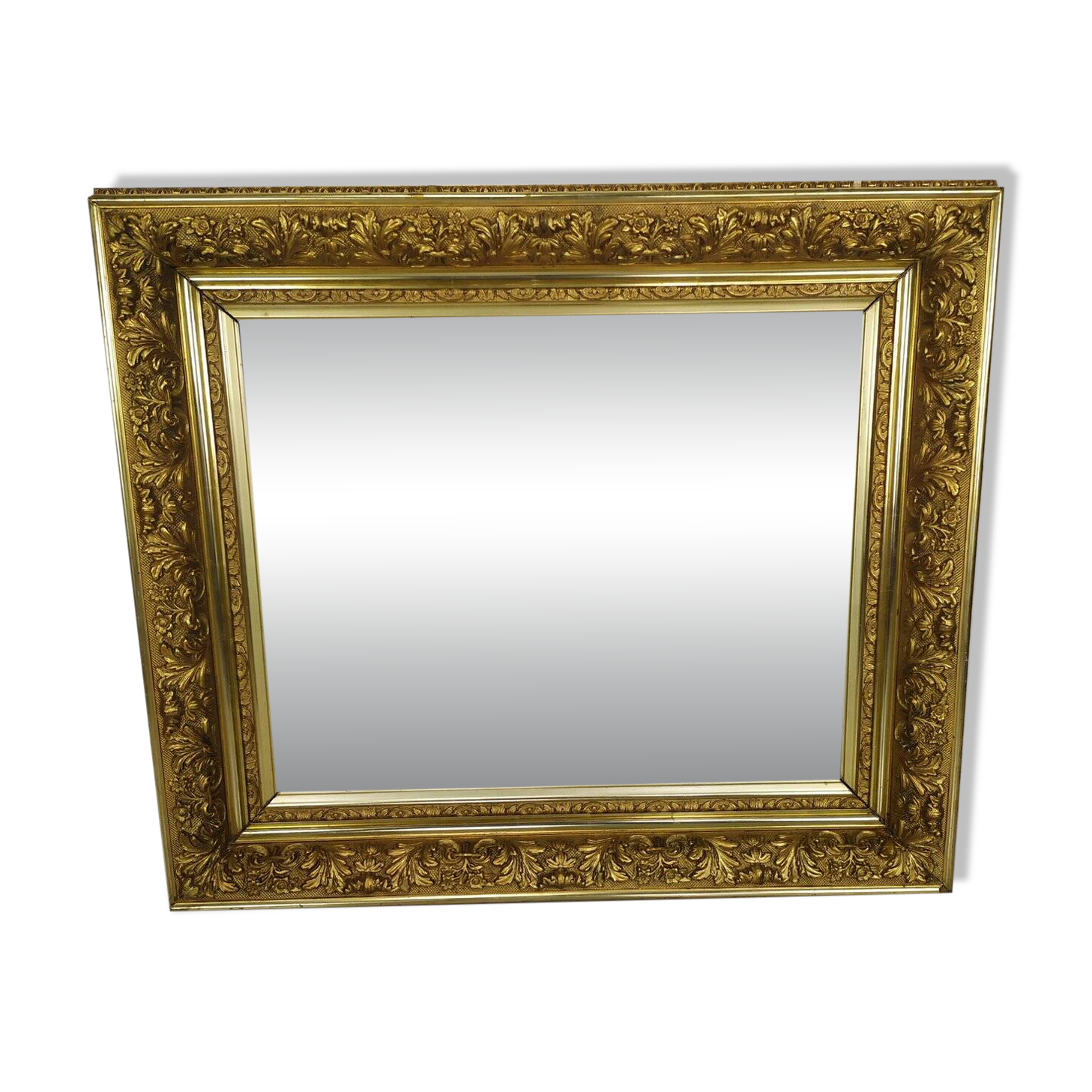 Miroir avec cadre doré