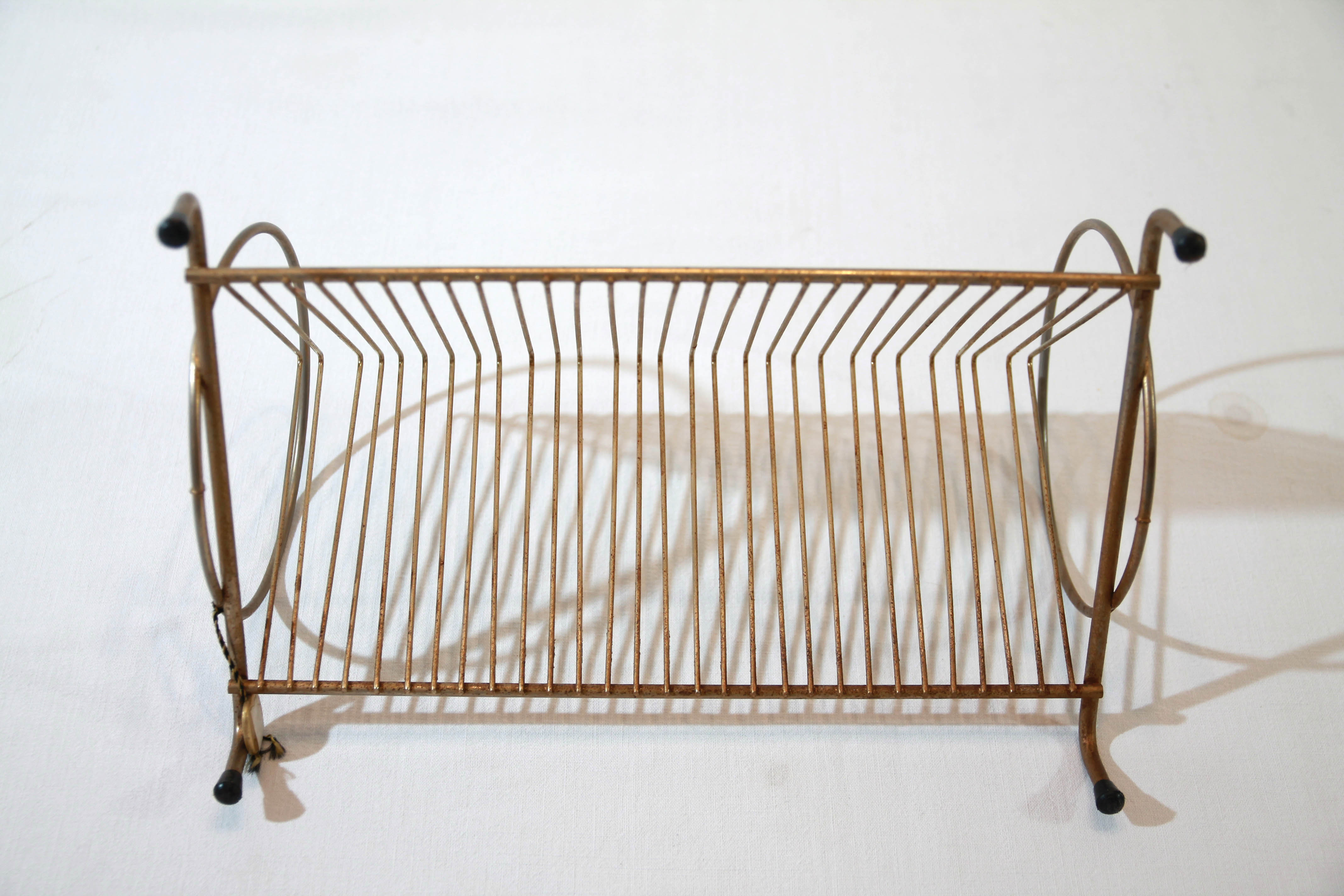 Gold metal range-disc