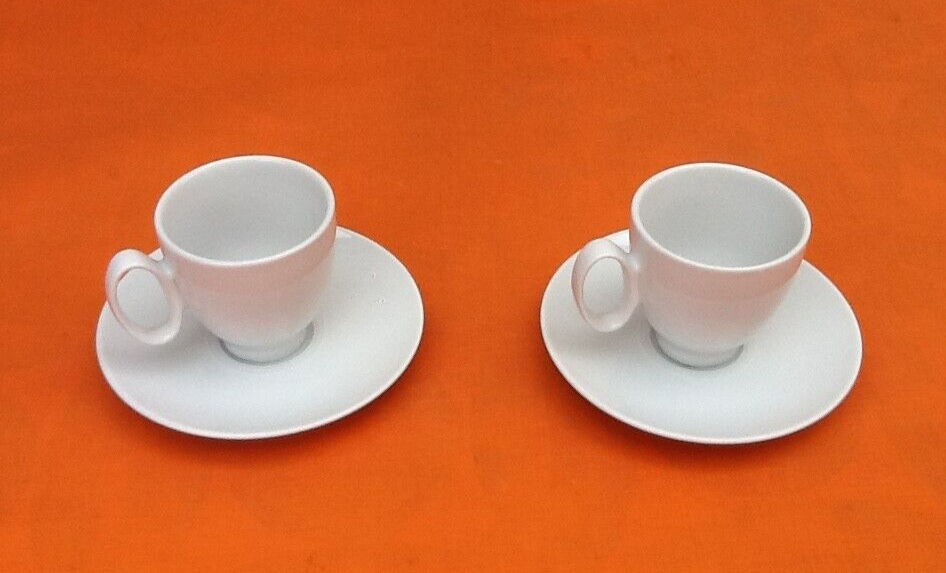 Set of 2 Guy Degrenne porcelain coffee cups with saucers