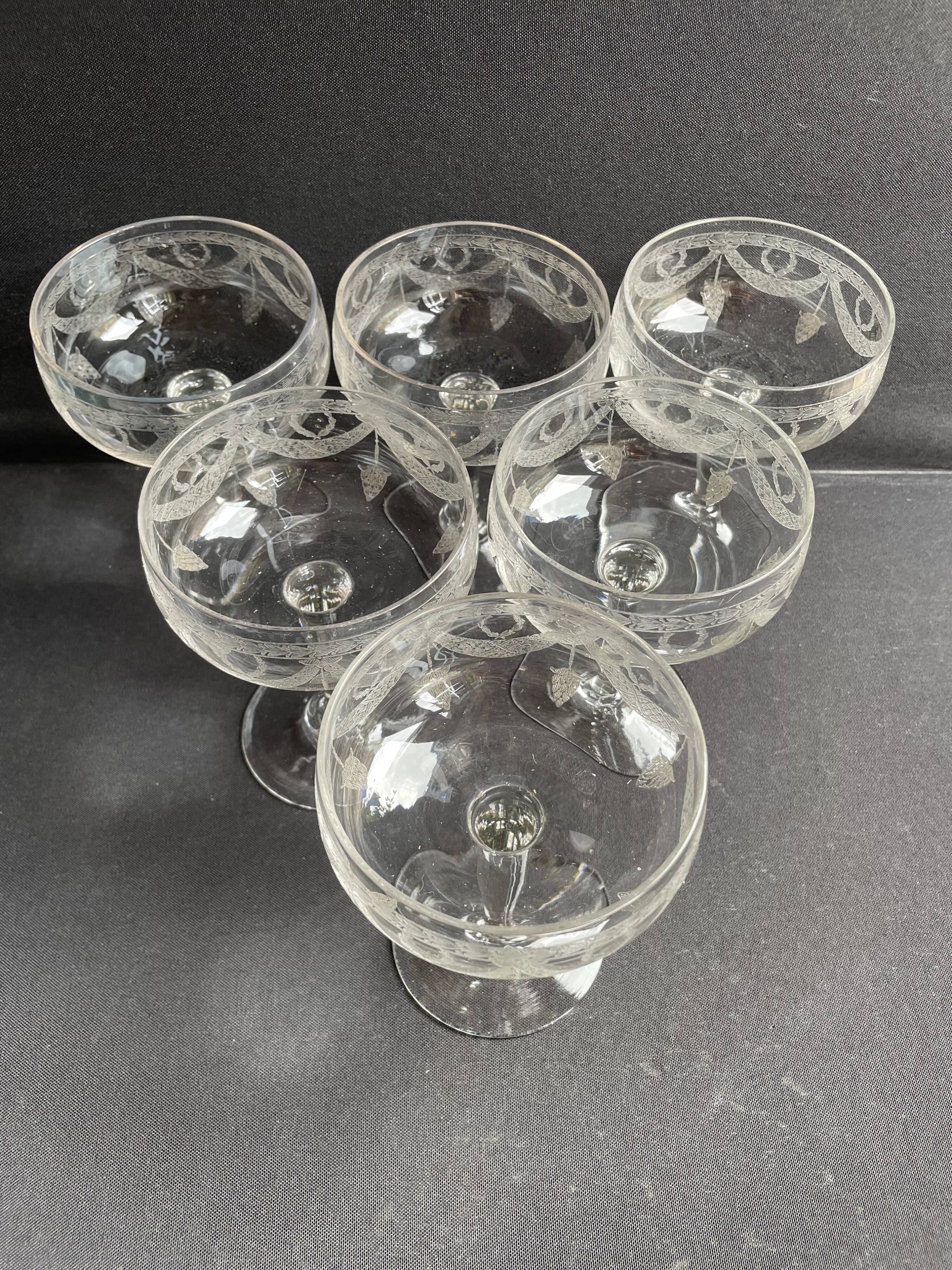 6 ½ crystal guilloché champagne glasses – Art nouveau