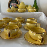 Service à café vintage. Tasses à café en faïence jaune vintage - Service à thé jaun