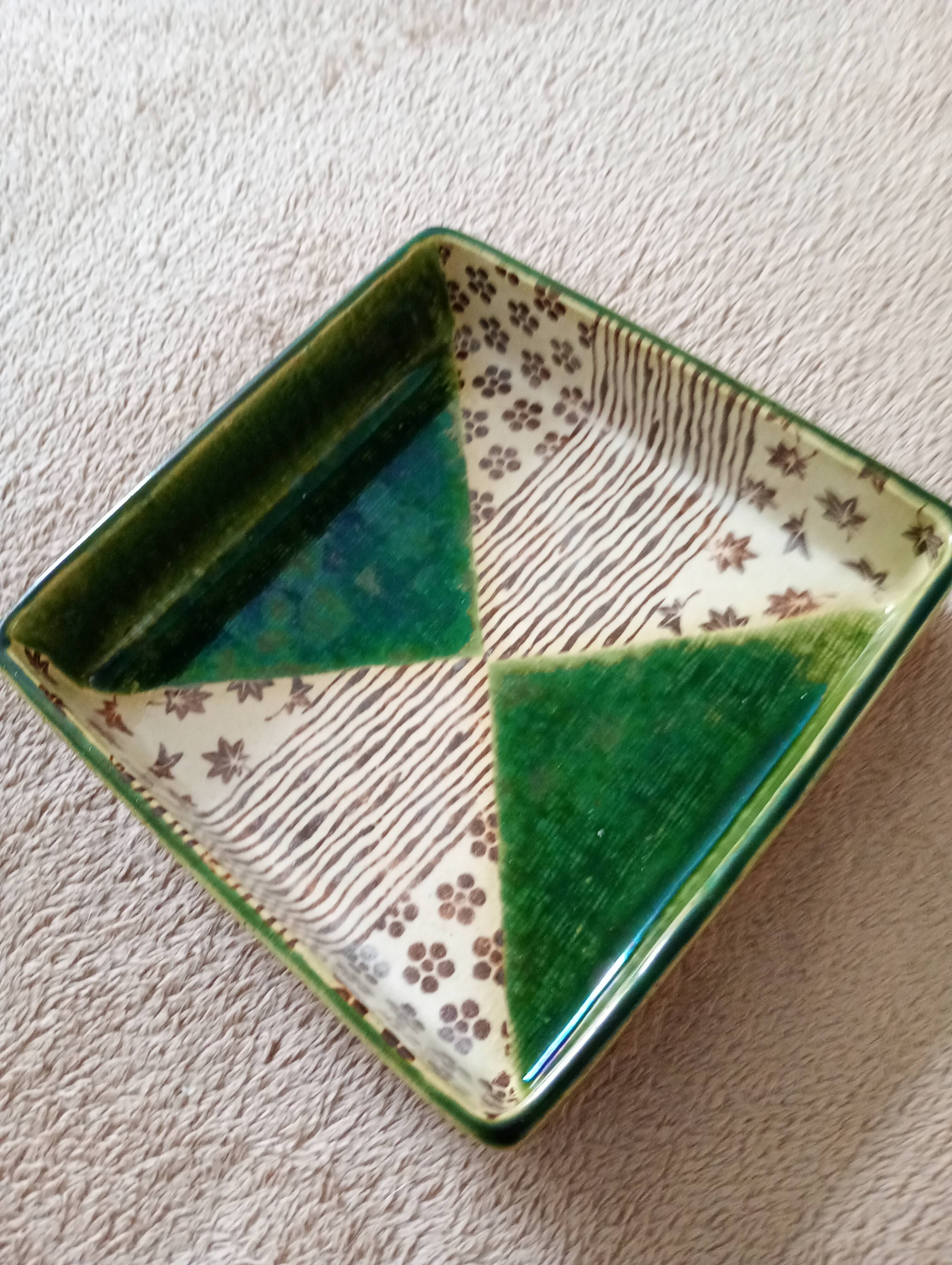square dish in handcrafted Japanese ceramic.