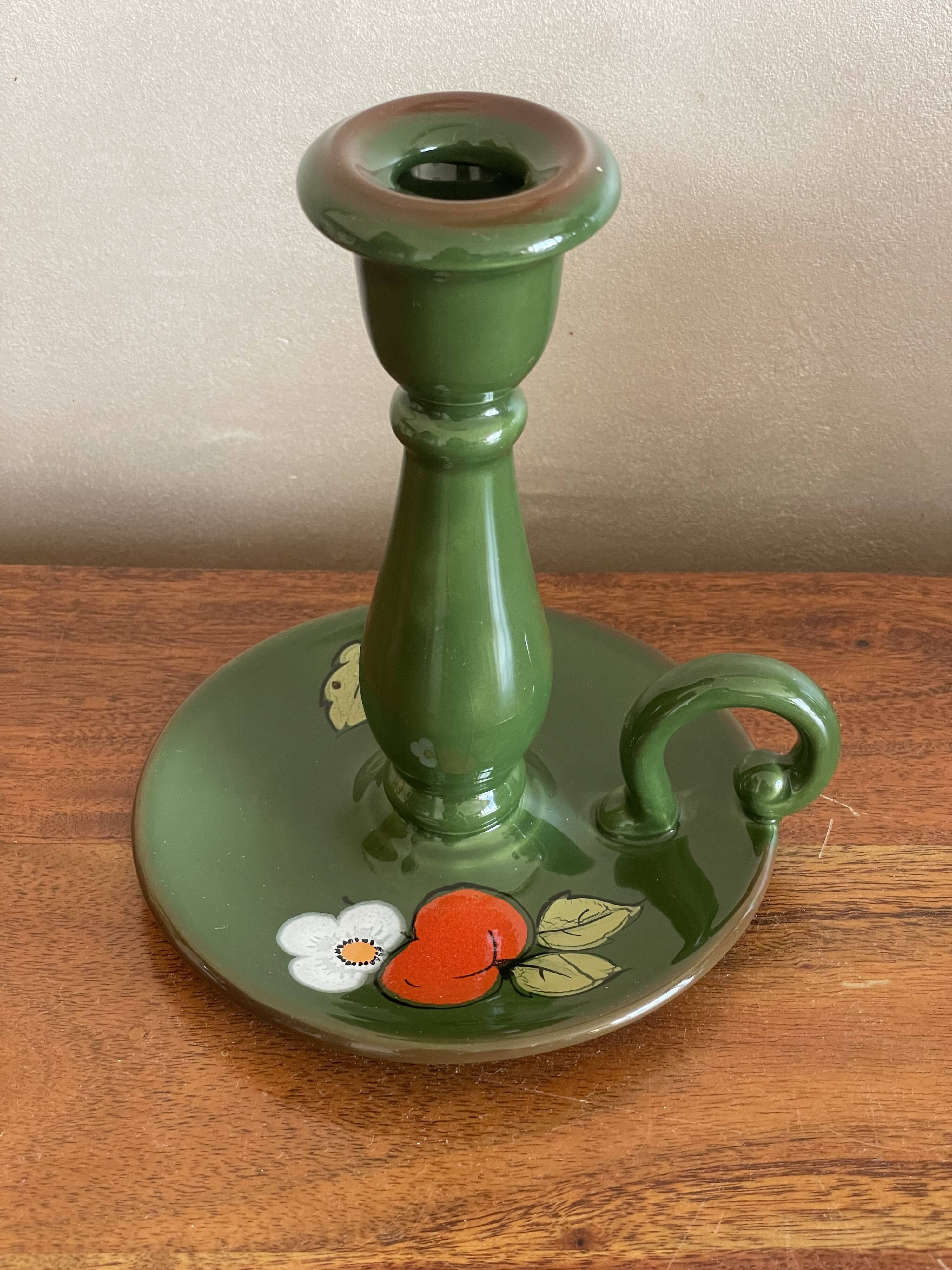 Hand candle holder