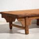 Table basse ancienne en bois de pin – Chine, circa 1930