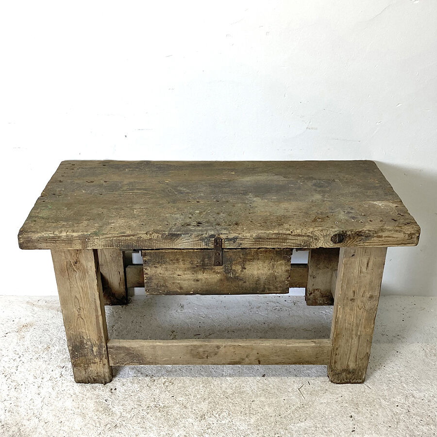 Established old solid oak brut