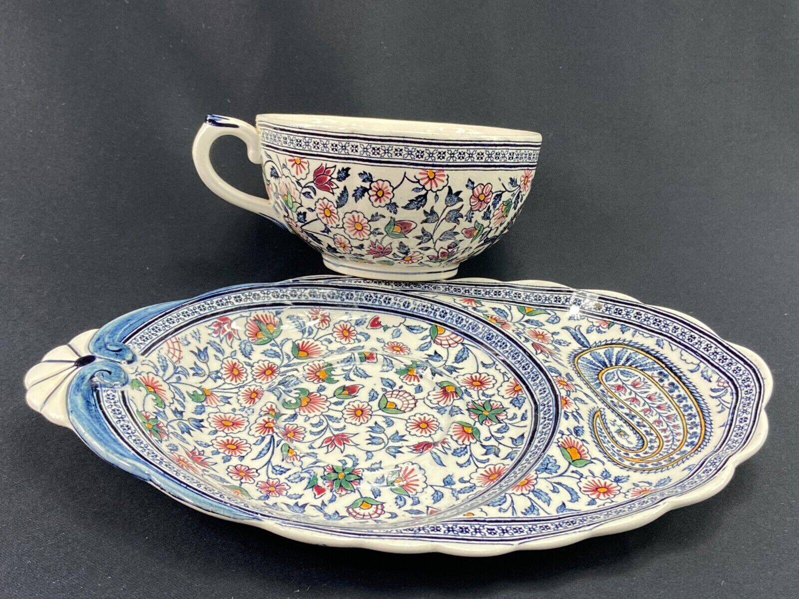 Lunch toast cup and its large earthenware saucer from Gien, Cashmere decor