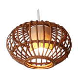 Rattan ball suspension