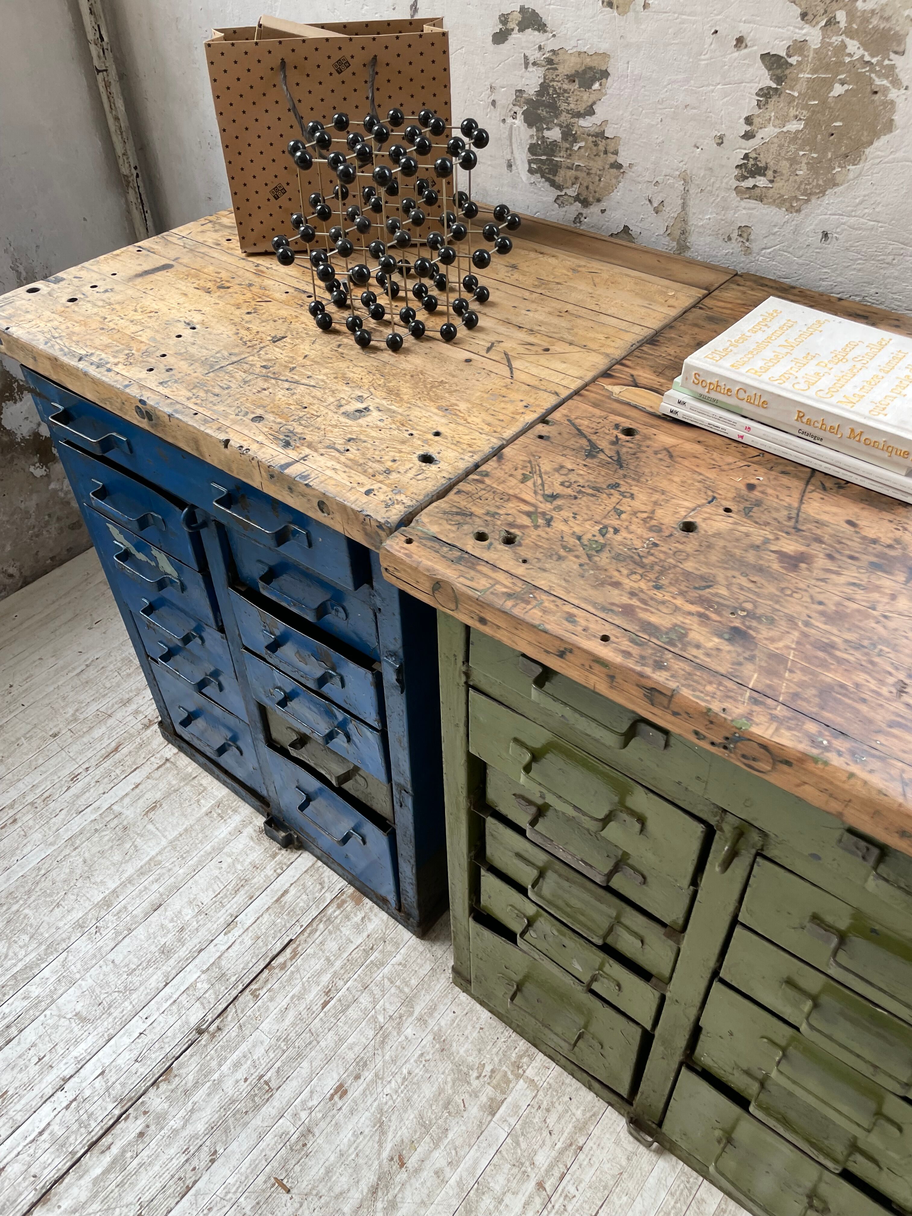 Meuble établi rangement militaire industriel bleu