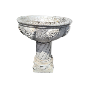 Vase médicis en pierre