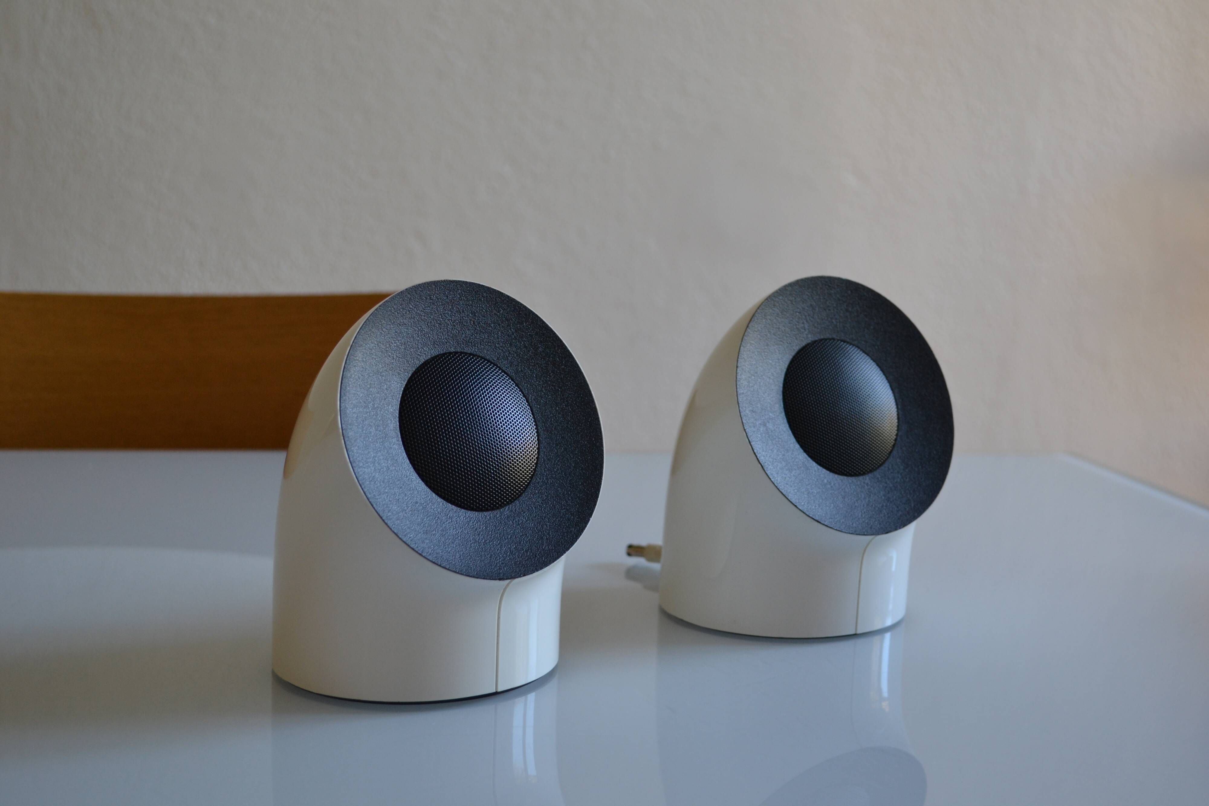Bobourg Speakers, LaCie, Neil Poulton