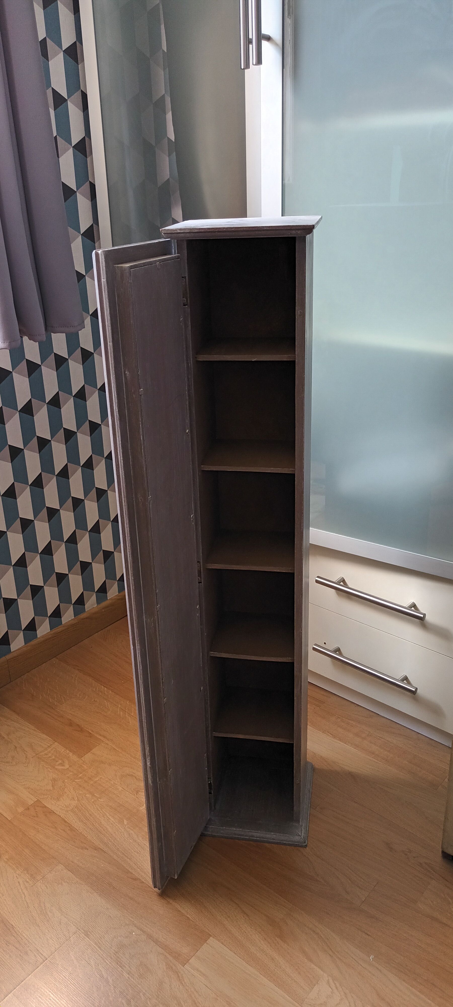 Storage Column CD, DVD, books