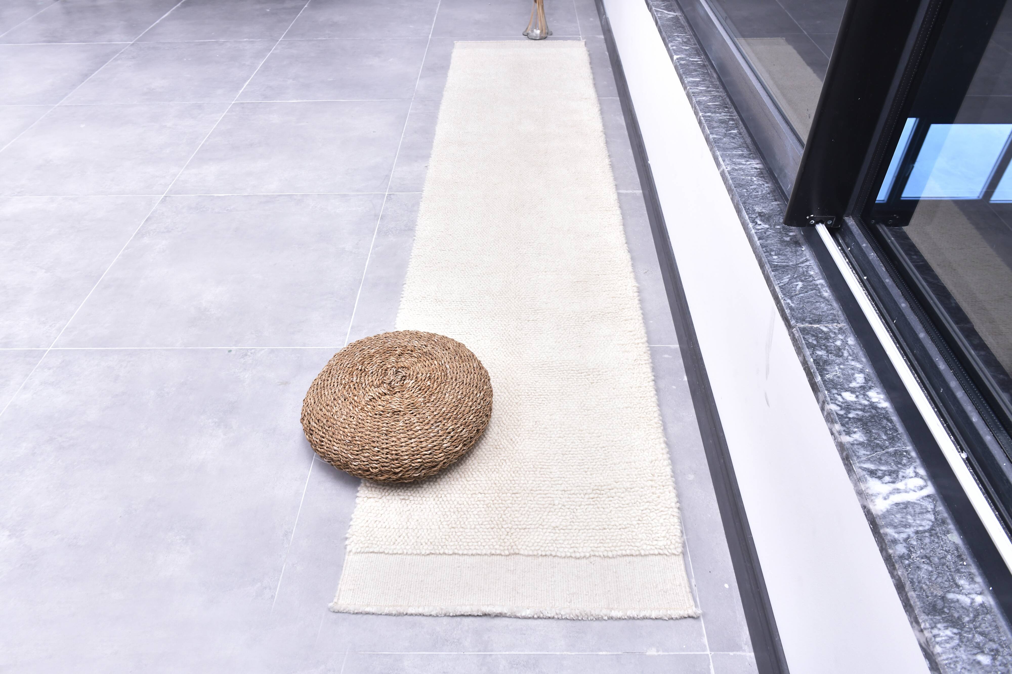 2x10 Neutral White Wool Moroccan Runner Rug, 67x301Cm