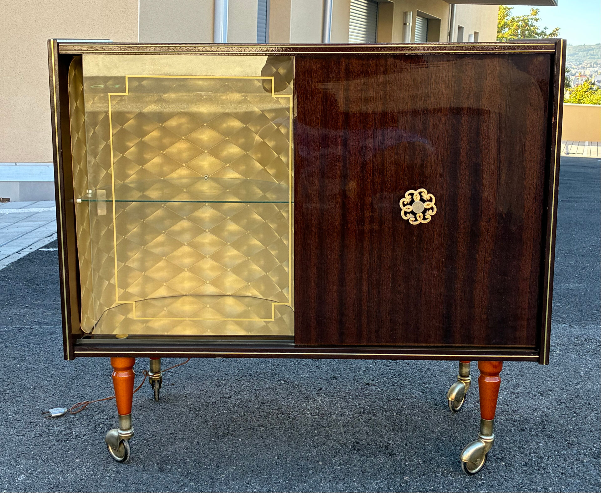 Vintage 60s console TV bar