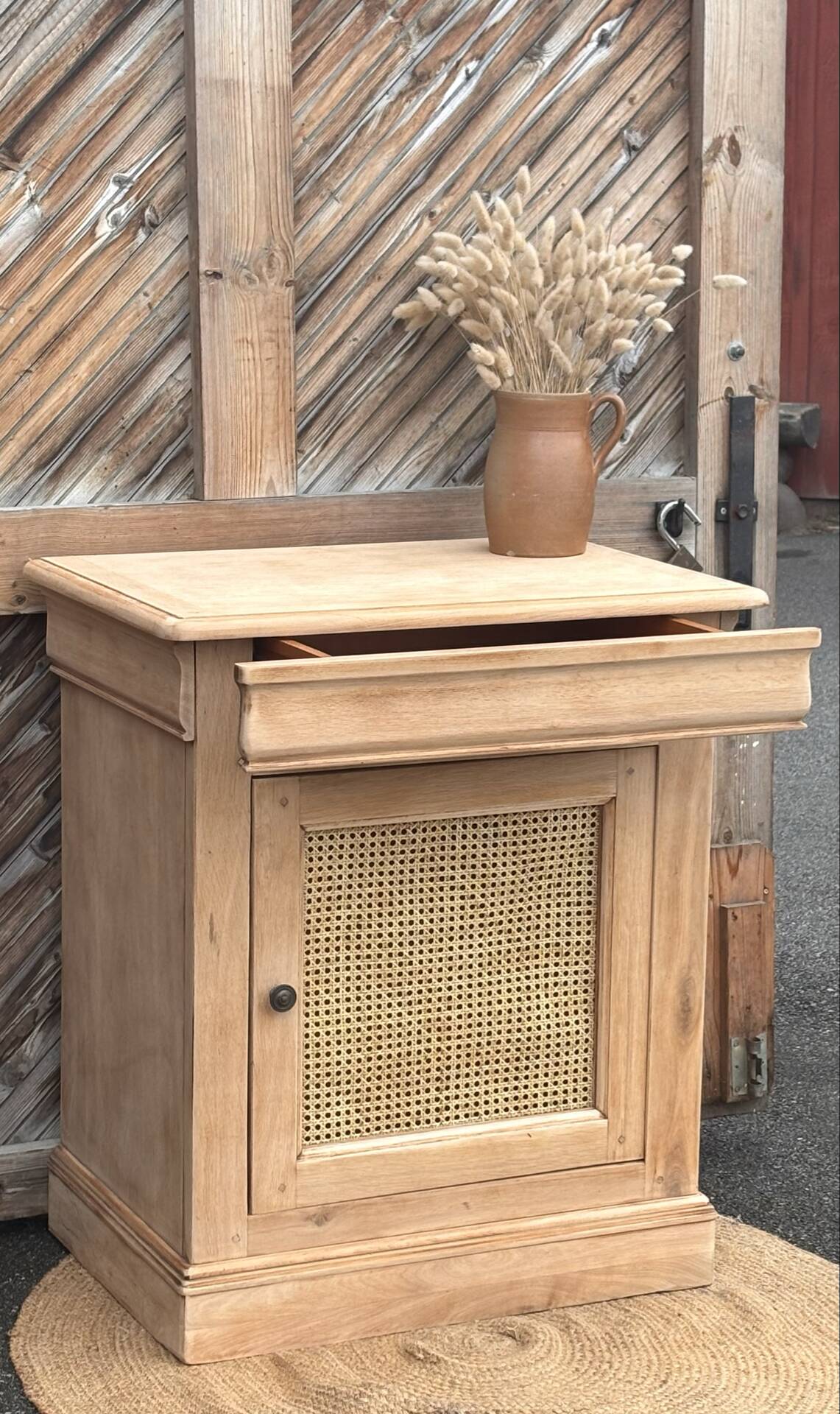 Buffet rénové : 1 porte + 1 tiroir - confiturier , meuble vasque …