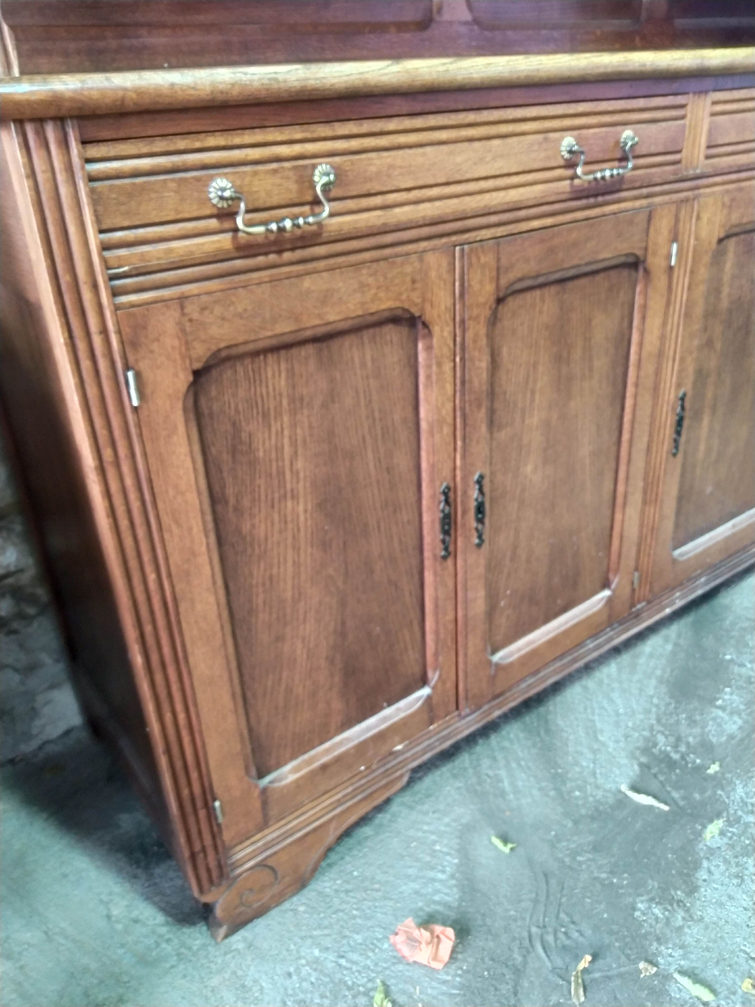 Vaisselier parisien