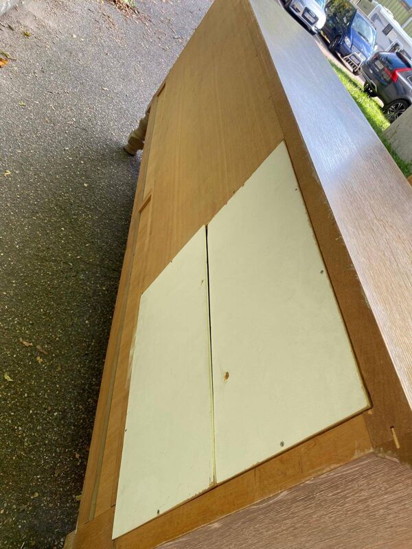 Enfilade en bois massif patinée renaissance espagnol