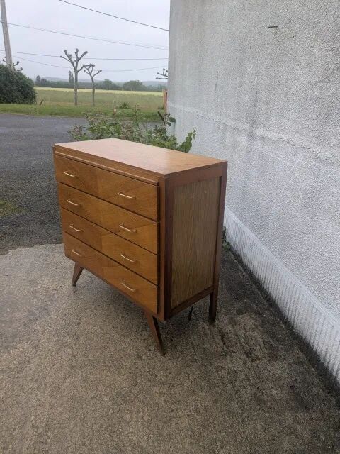 Commode vintage