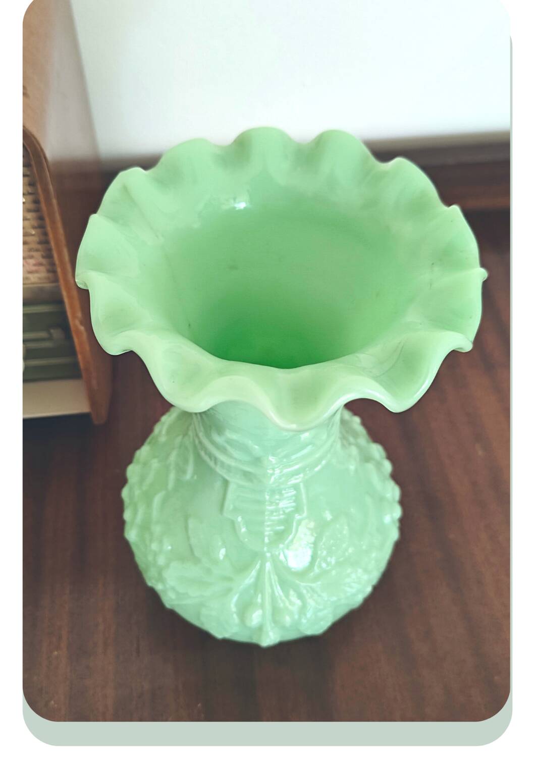 Vase en verre opalin Art Nouveau Portieux Vallerysthal