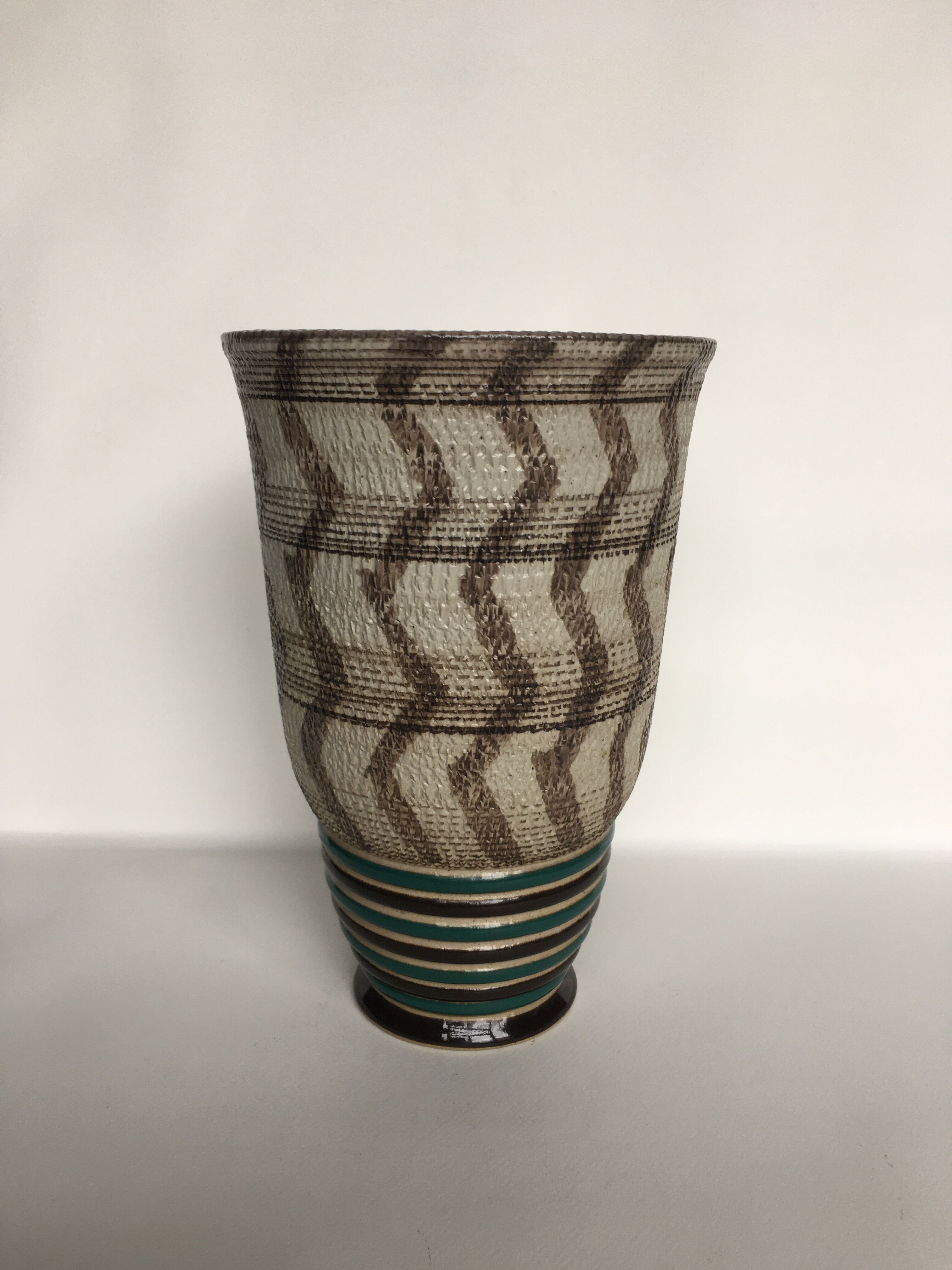 Vase in sandstone by Lucien Brisdoux