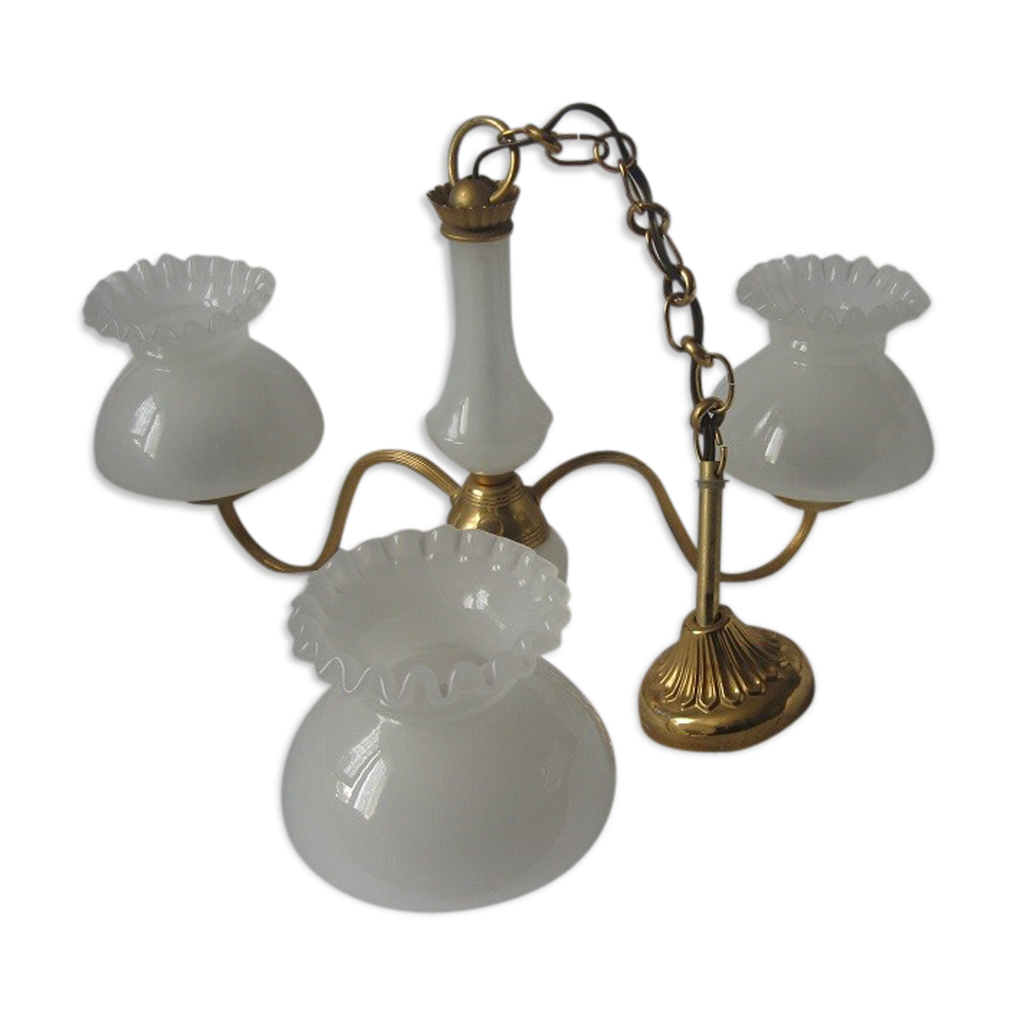 Opaline suspension