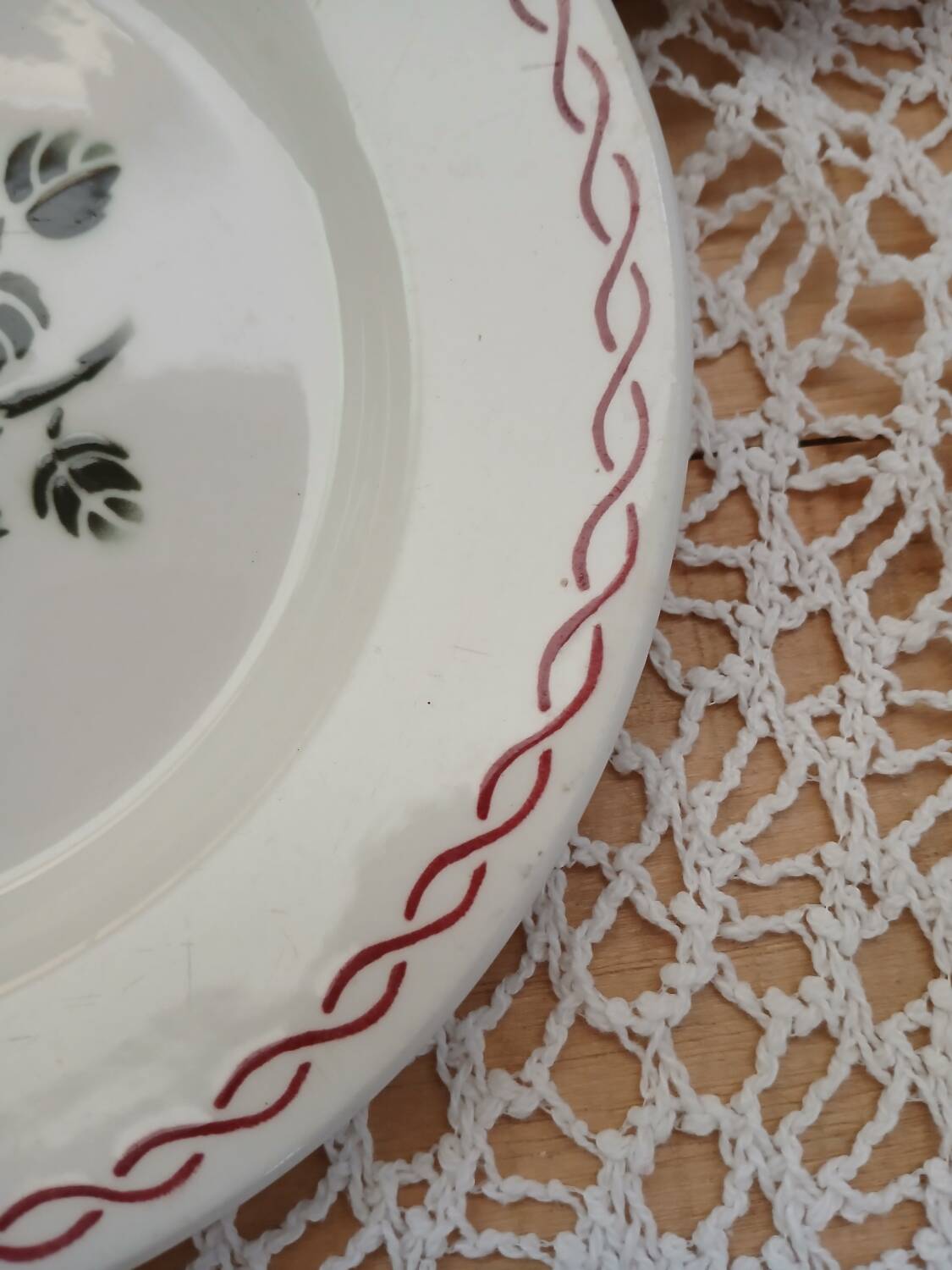 8 old Badonviller dessert plates