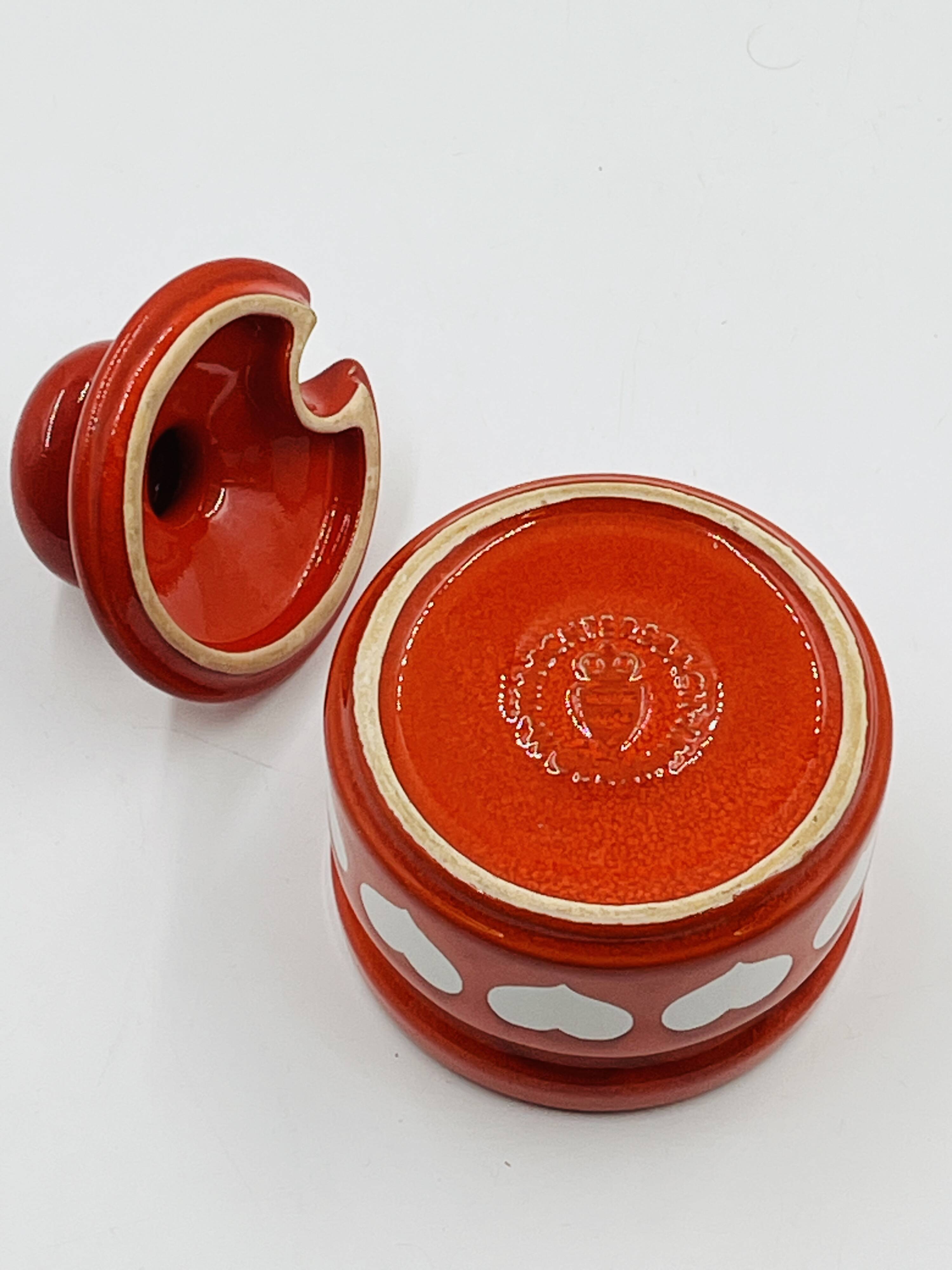 Waechtersbach vintage mustard pot with heart design