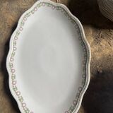 Large Limoges porcelain dinner service – floral decoration and gold trim