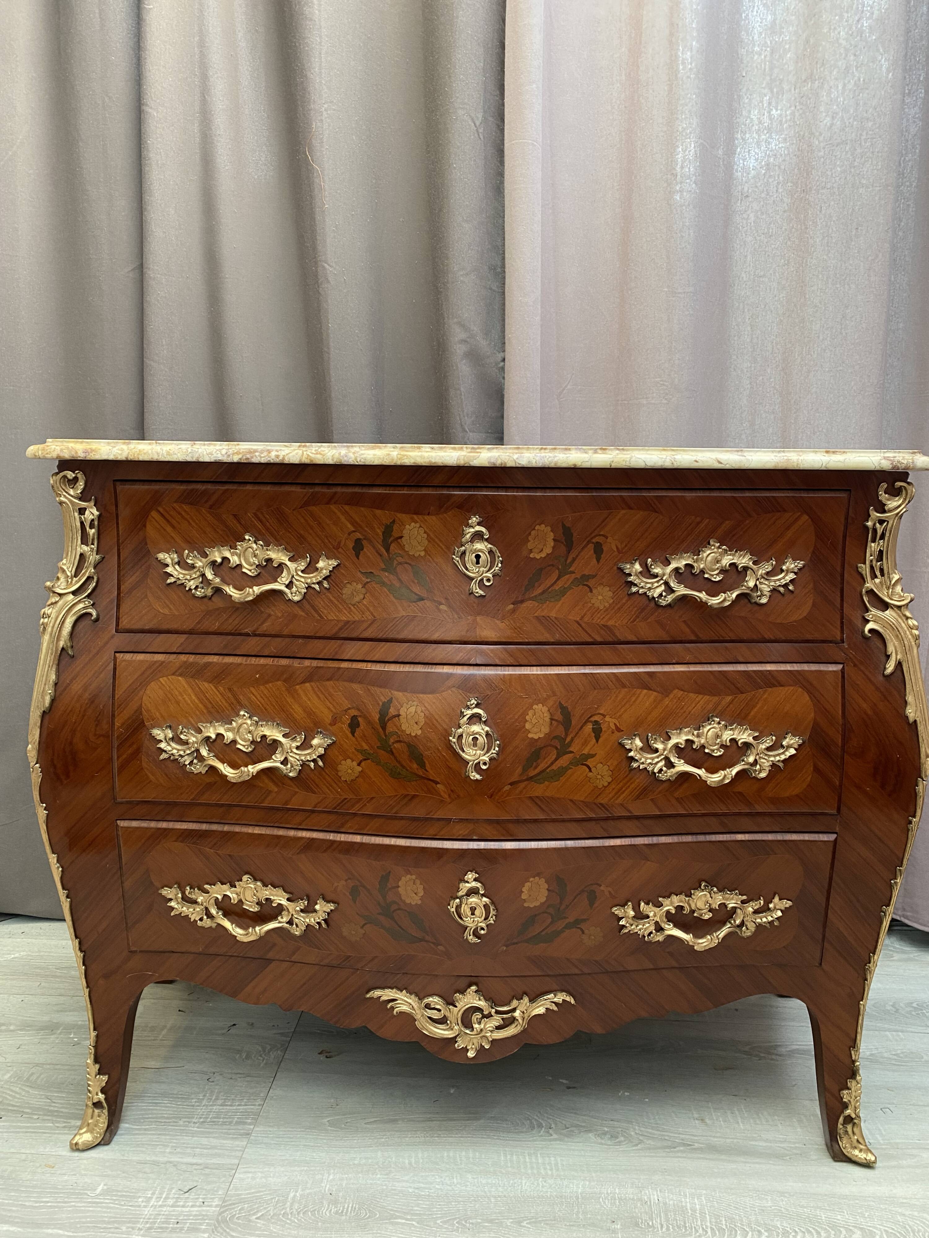 Louis XV commode