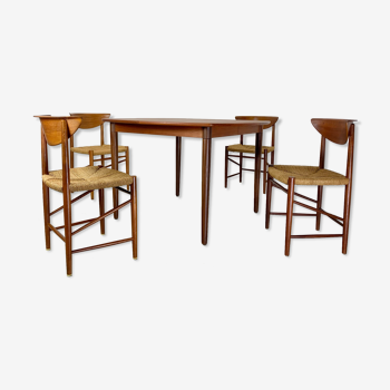 Extendable table by Gustav Bahus with 4 chairs by Peter Hvidt