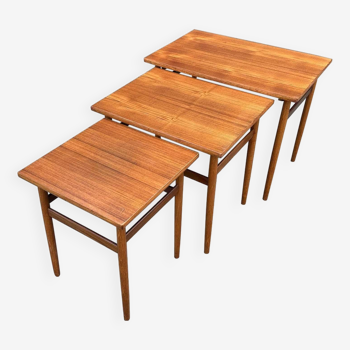 Ensemble de tables ou tables gigognes Mimi du milieu du siècle, Kai Kristiansen, Danemark, 1960