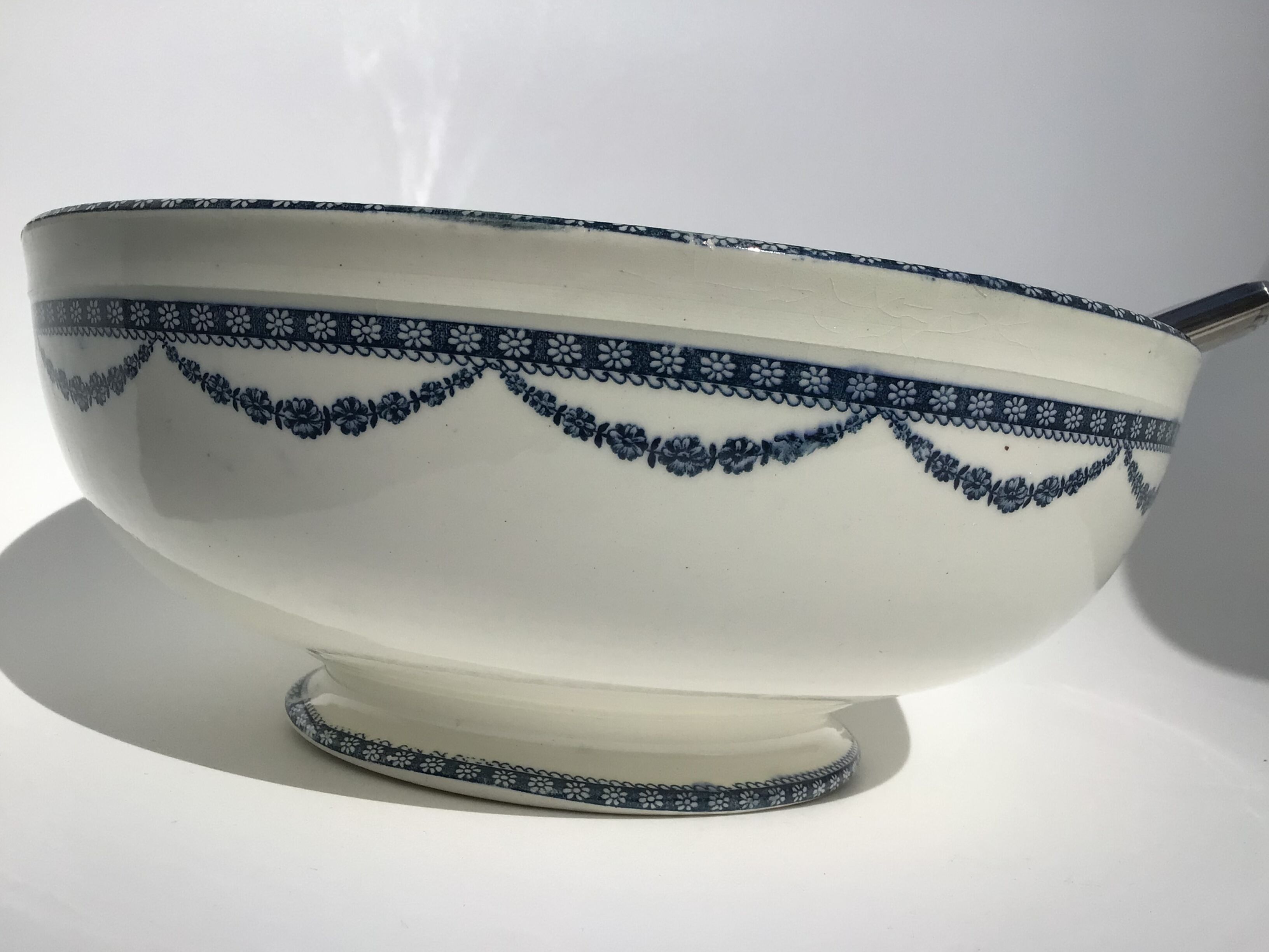 Salad bowl Terre de Fer Salins Vincennes diameter 27cm marine