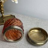 Boîte en verre moulé et laiton