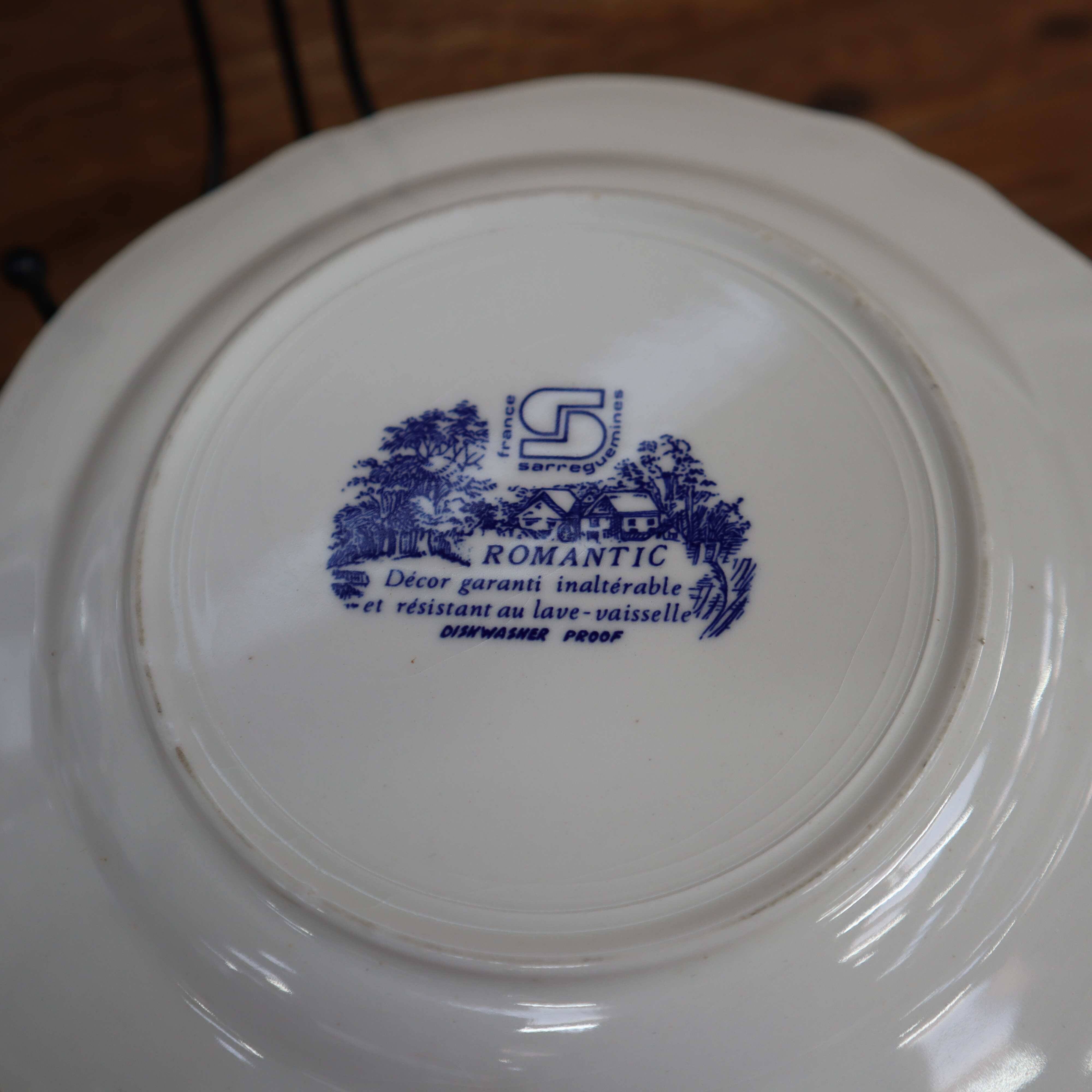 2 assiettes à dessert Sarreguemines modèle Romantic