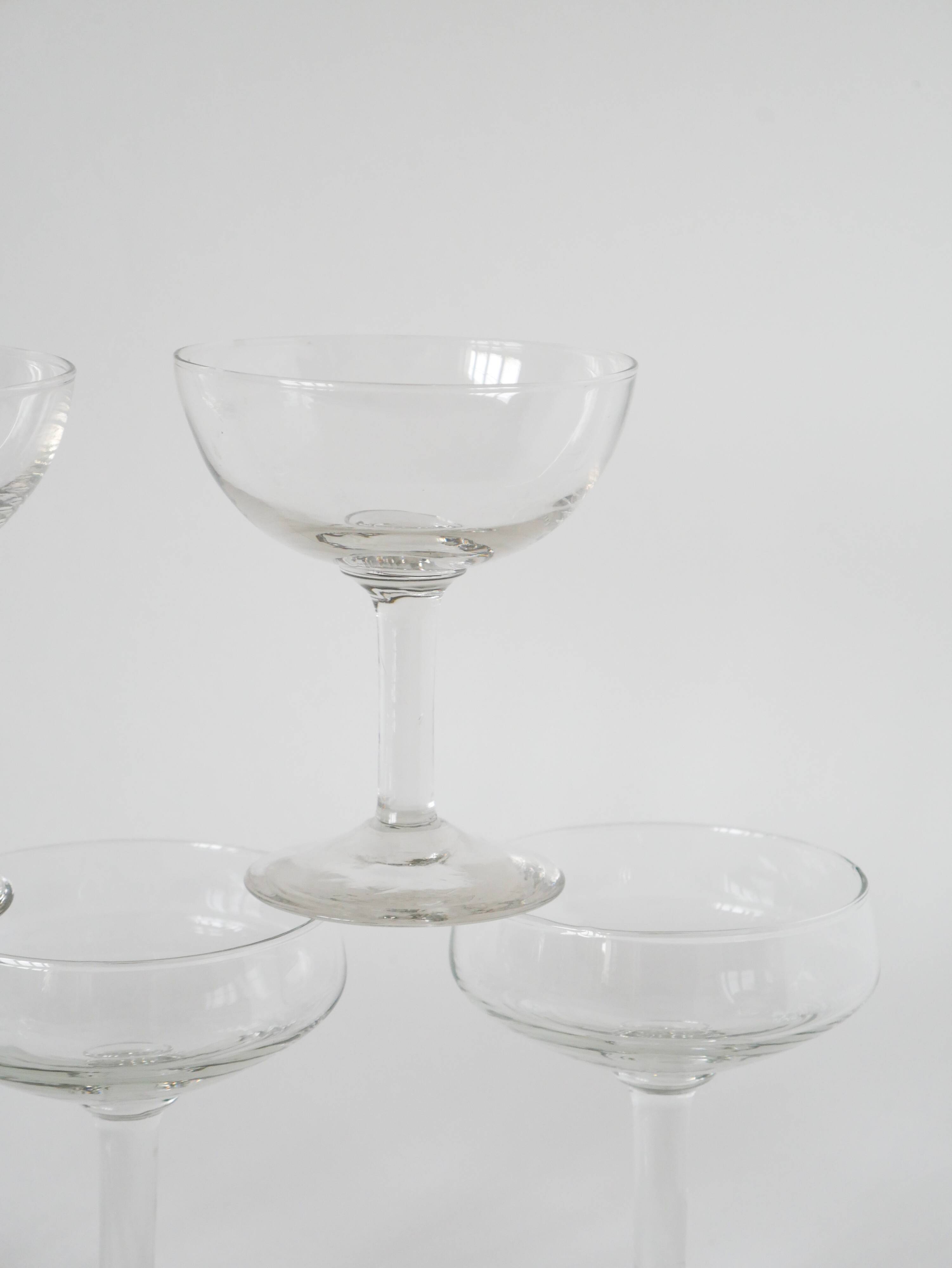Magnificent set of 5 blown glass champagne glasses, early 20th century