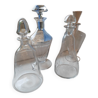 Set of decanters