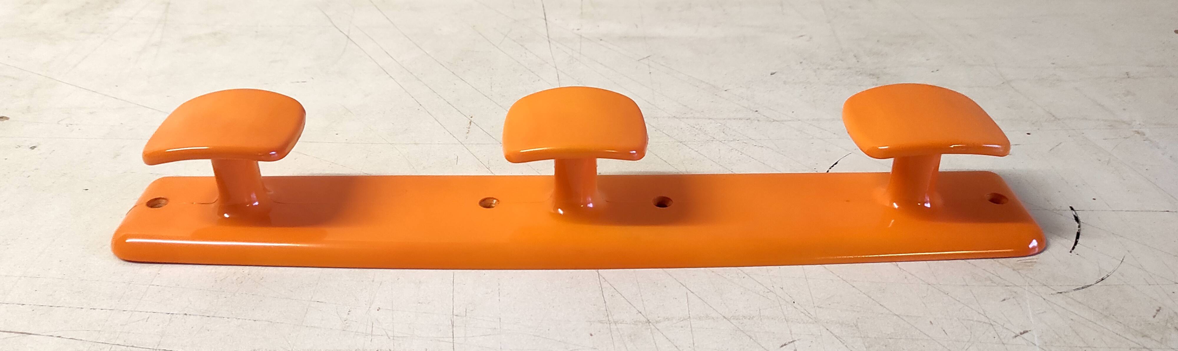 Syla vintage orange coat rack - 1970s