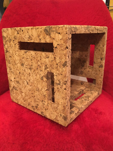 Suspension cube en liège vintage