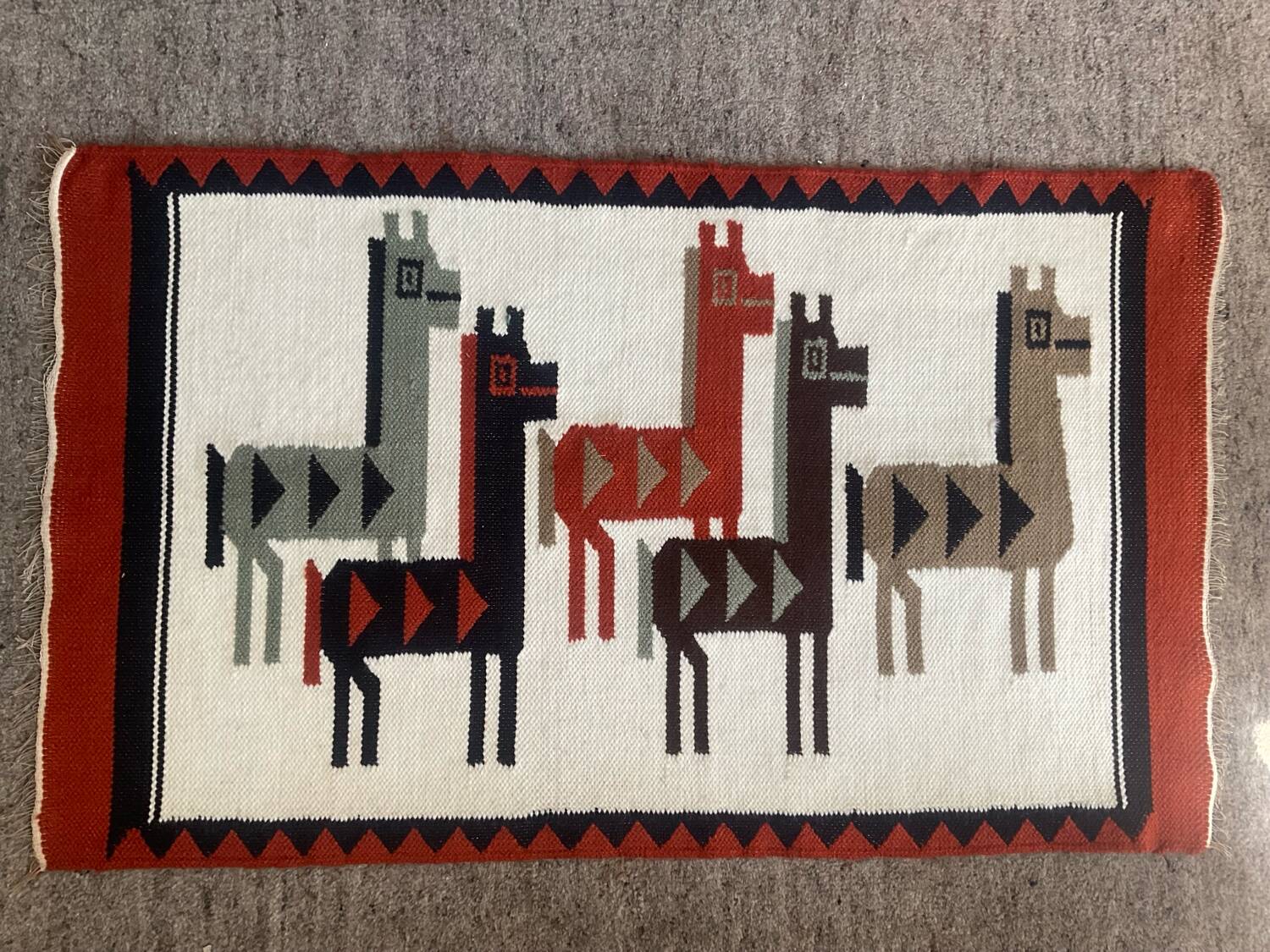 Vintage woven wool Kilim rug