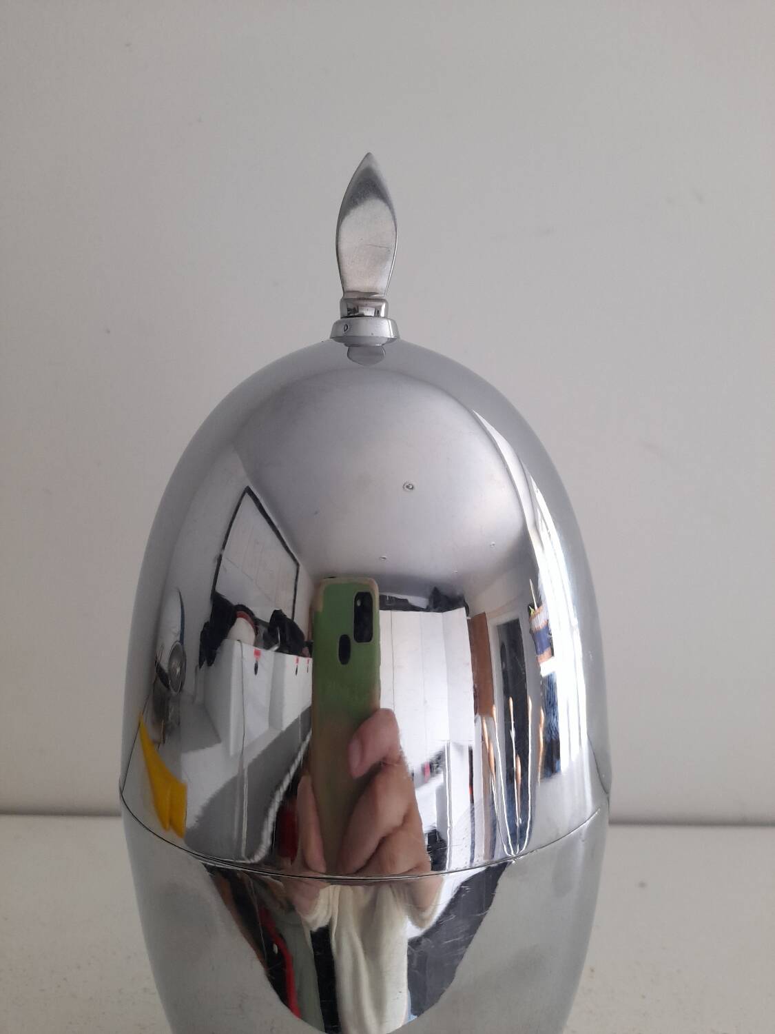 Lineabeta chrome metal candy box from the 90s