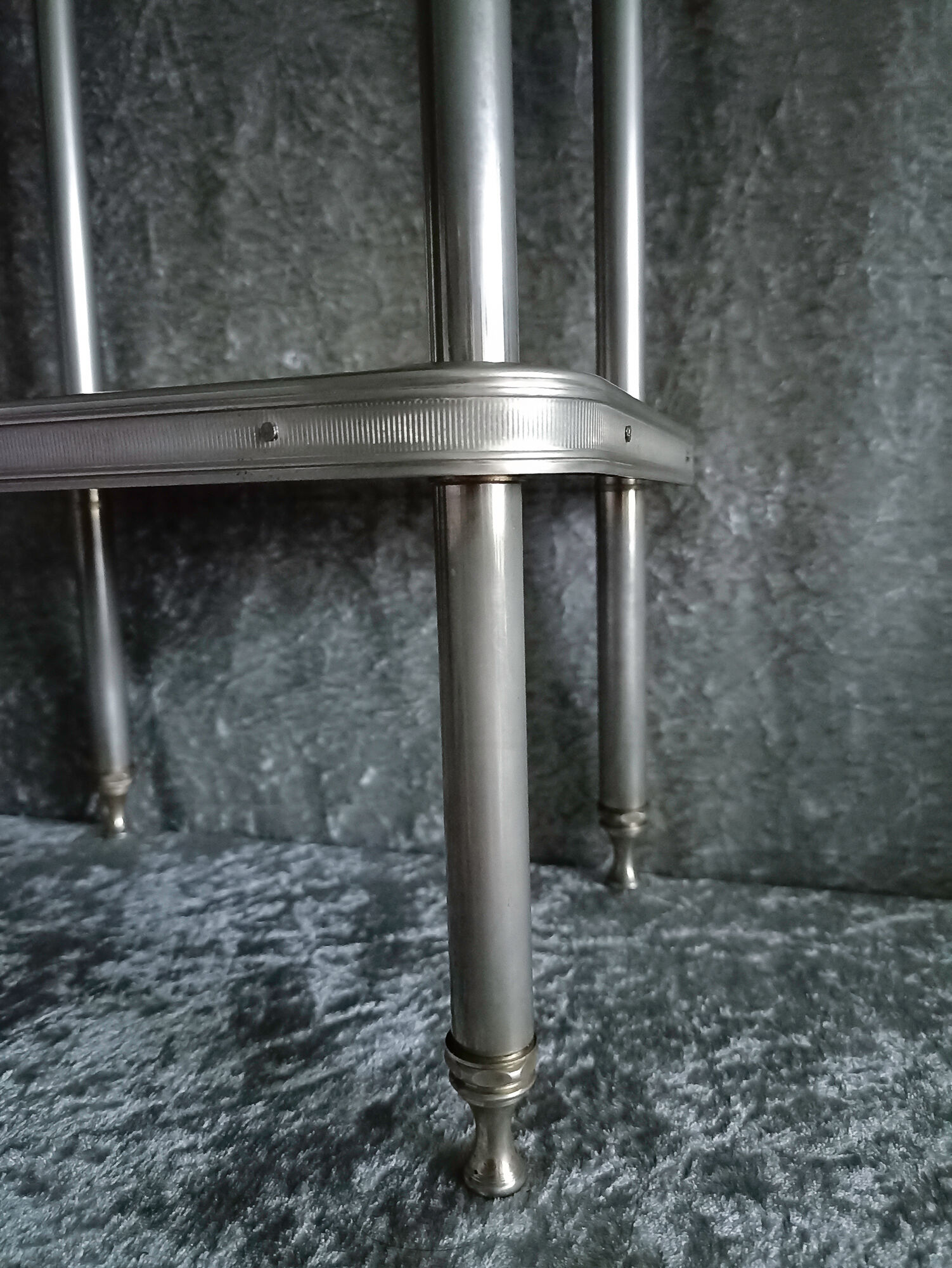 Side table in stainless steel and formica