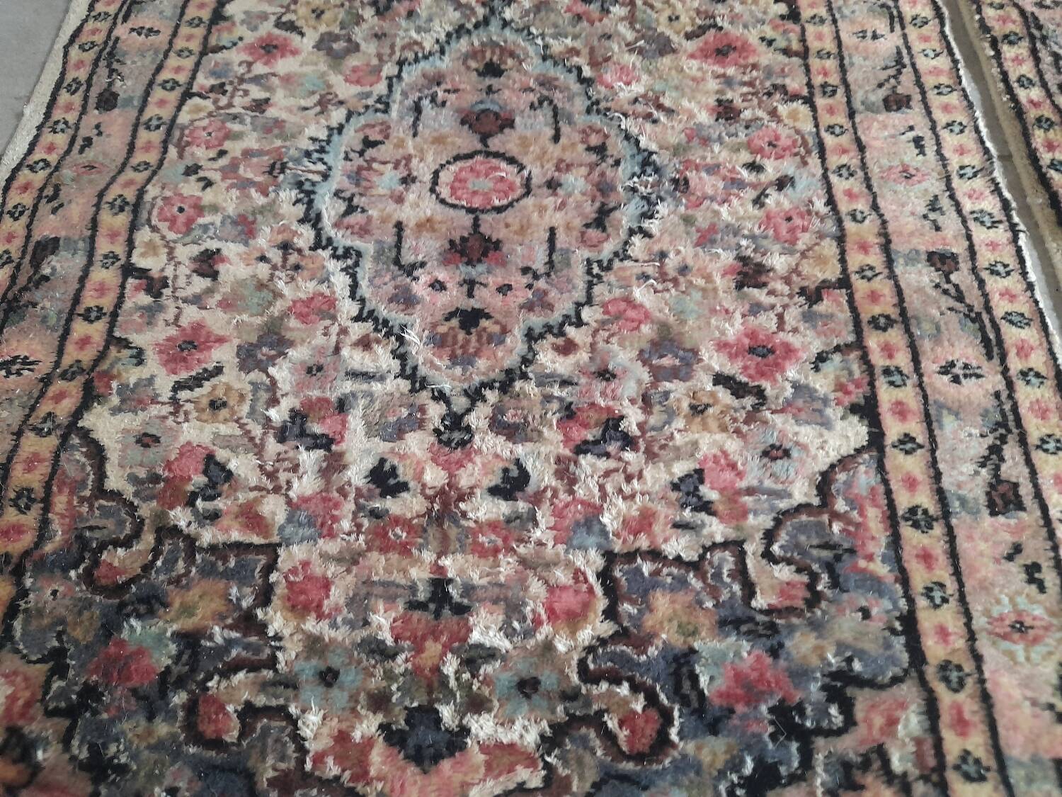 Pair of handmade oriental rugs 98x65cm