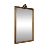 Miroir doré de style Louis XVI
