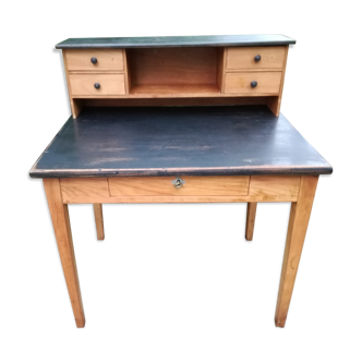 Stepped desk in fruit wood