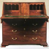 Chest of drawers mahogany scriban