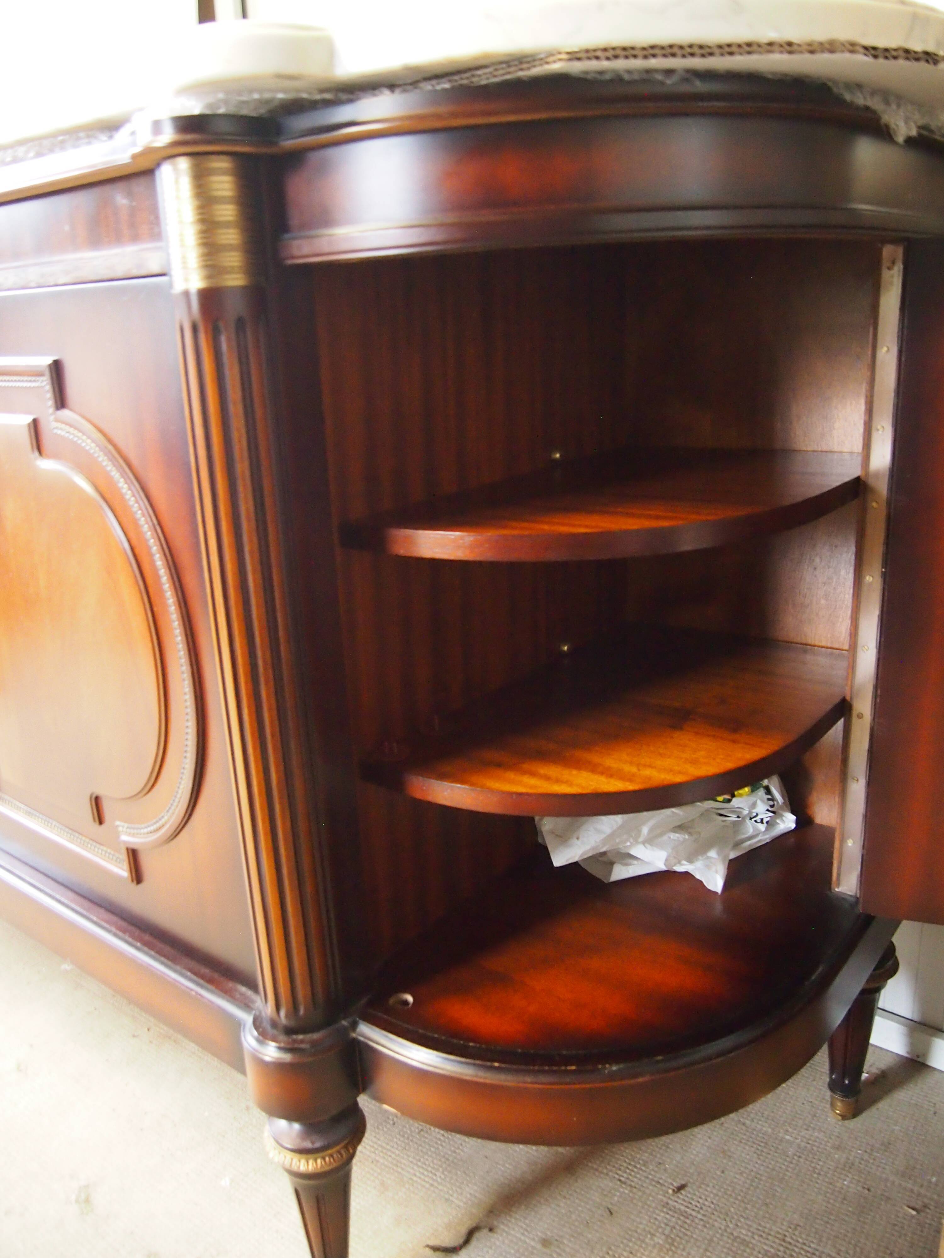 Sideboard style Louis XVl signed ehalt